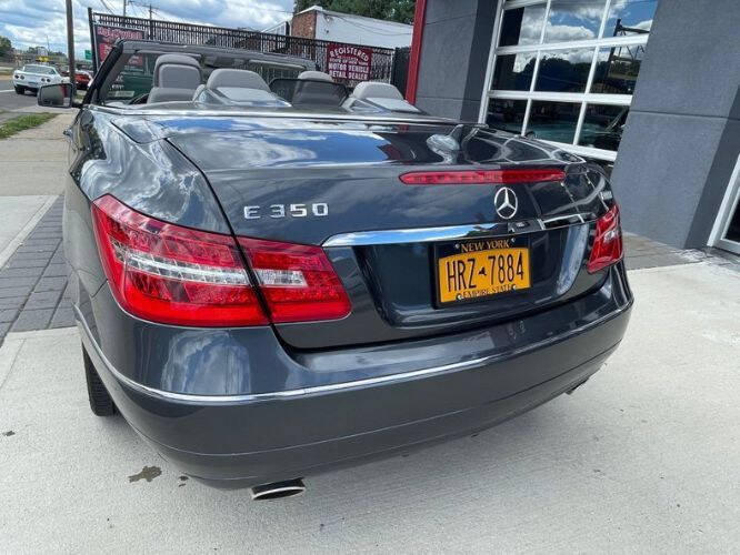 2011 Mercedes-Benz E350