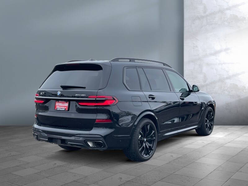 2025 BMW X7 xDrive40i