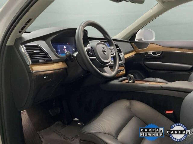 2025 Volvo XC90 B6 Plus Bright Theme 7P