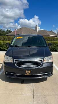 2014 Chrysler Town and Country for sale at Fabela's Auto Sales Inc. in Dickinson TX