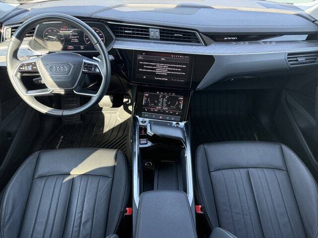 2024 Audi Q8 e-tron quattro Premium