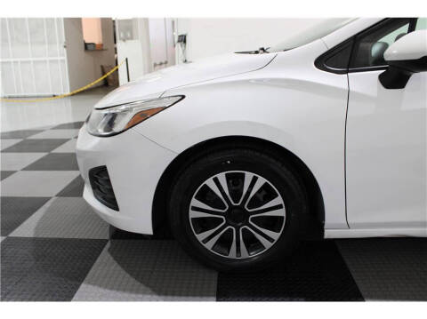 2019 Chevrolet Cruze LS