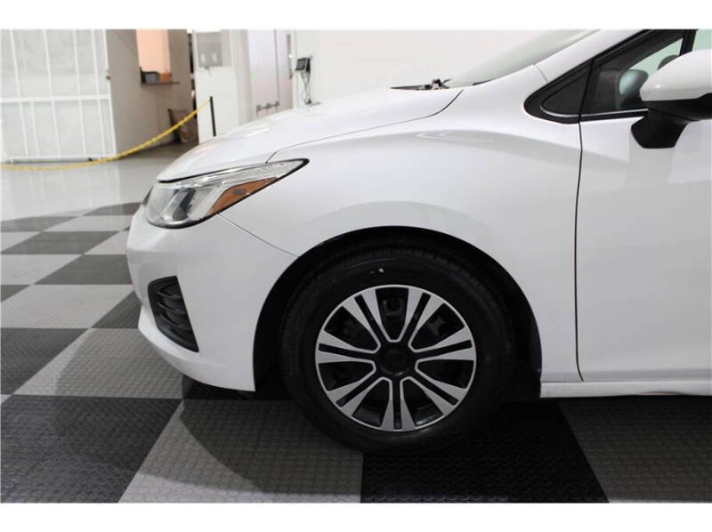 2019 Chevrolet Cruze LS