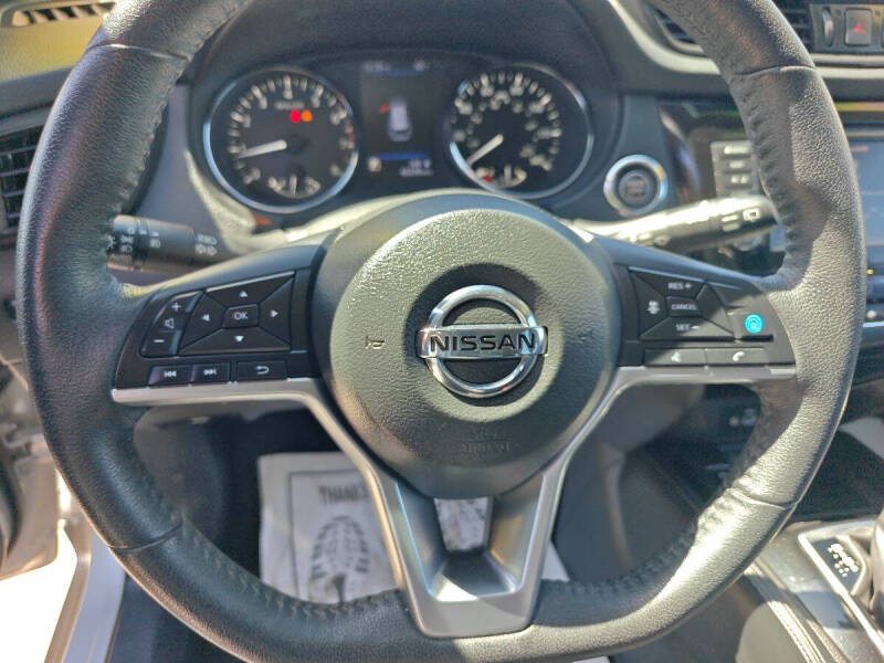2020 Nissan Rogue SL