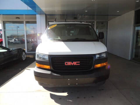 2023 GMC Savana 2500