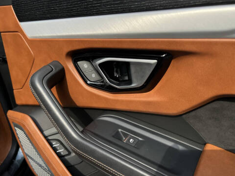 2019 Lamborghini Urus
