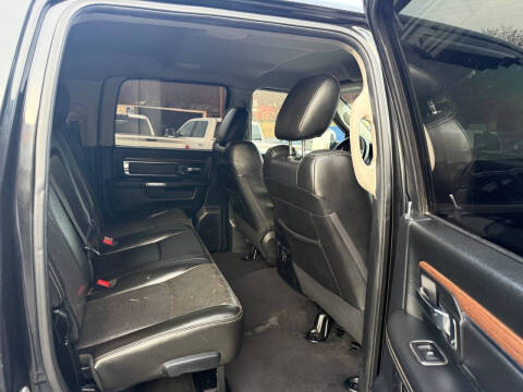 2015 RAM 2500 Laramie