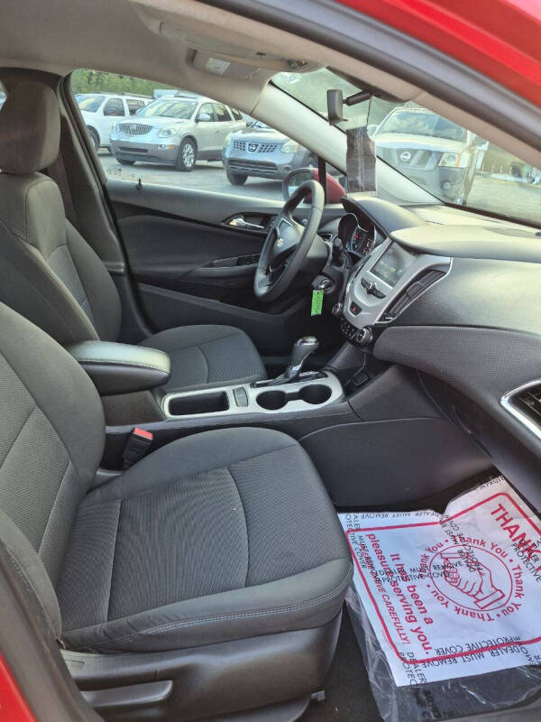 2017 Chevrolet Cruze LT Auto