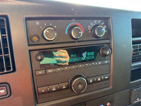 2023 Chevrolet Express 2500