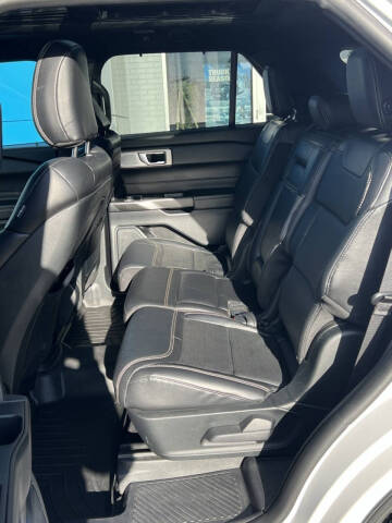 2020 Ford Explorer ST