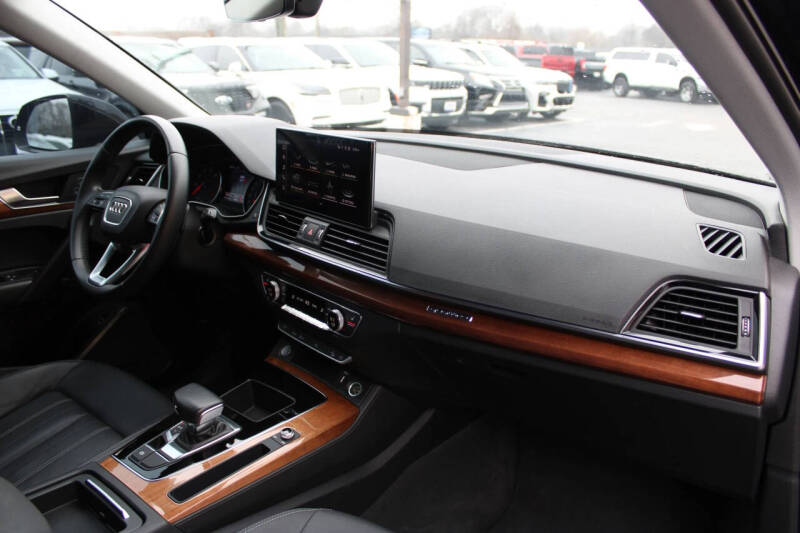 2021 Audi Q5 quattro Premium 45 TFSI