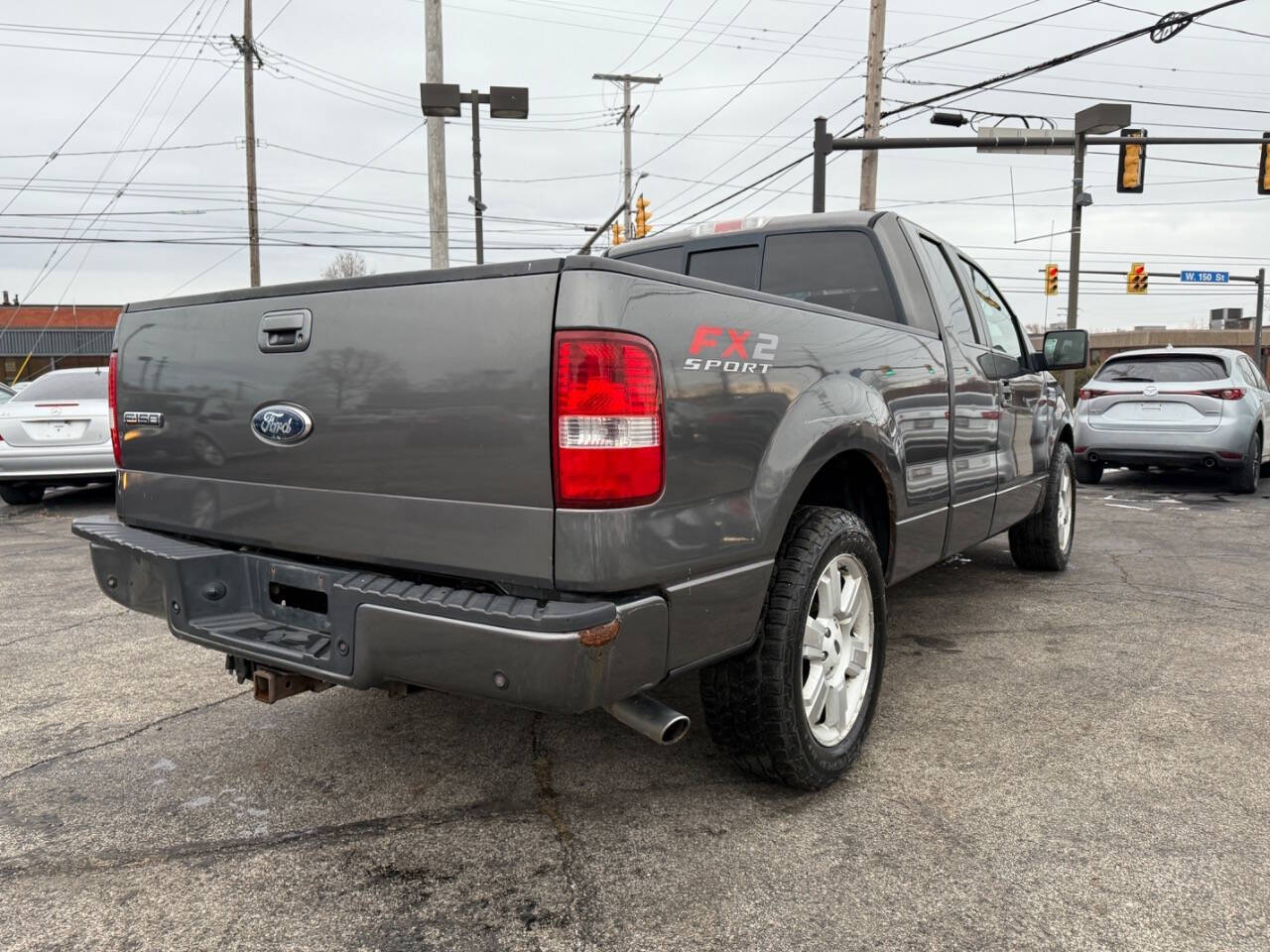 2007 Ford F-150 for sale at AVS AUTO GROUP LLC in CLEVELAND, OH