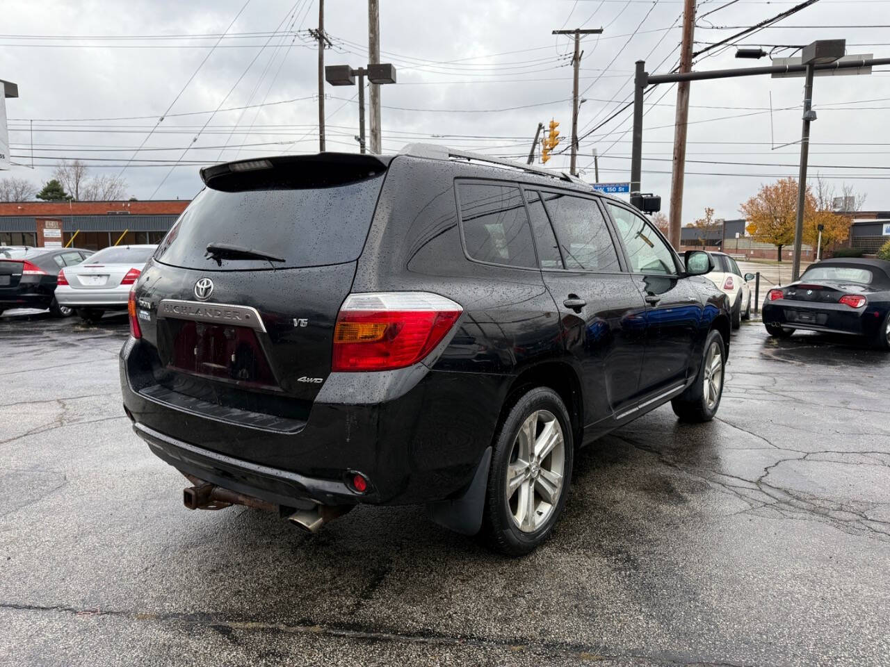 2008 Toyota Highlander for sale at AVS AUTO GROUP LLC in CLEVELAND, OH