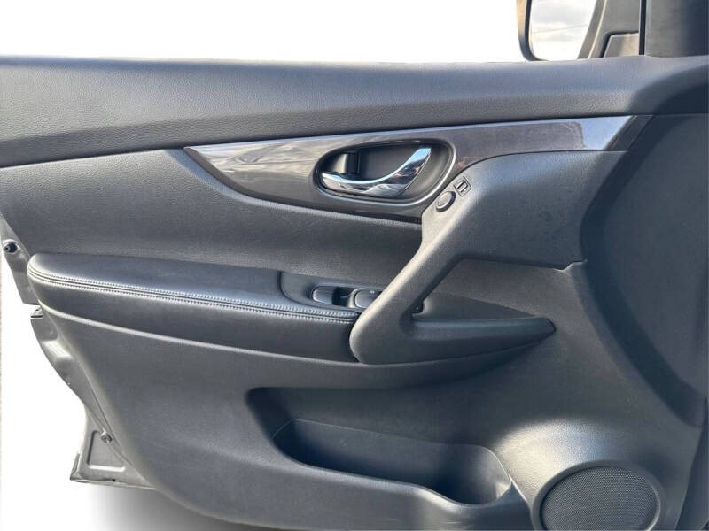 2020 Nissan Rogue
