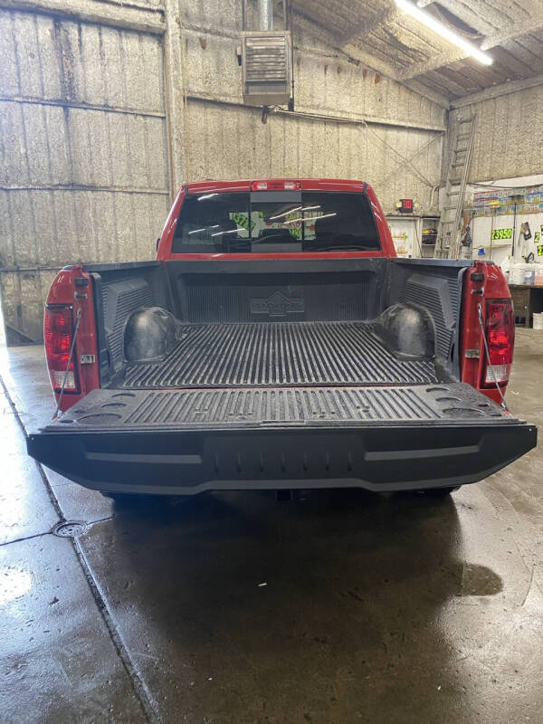 2017 RAM 1500 SLT