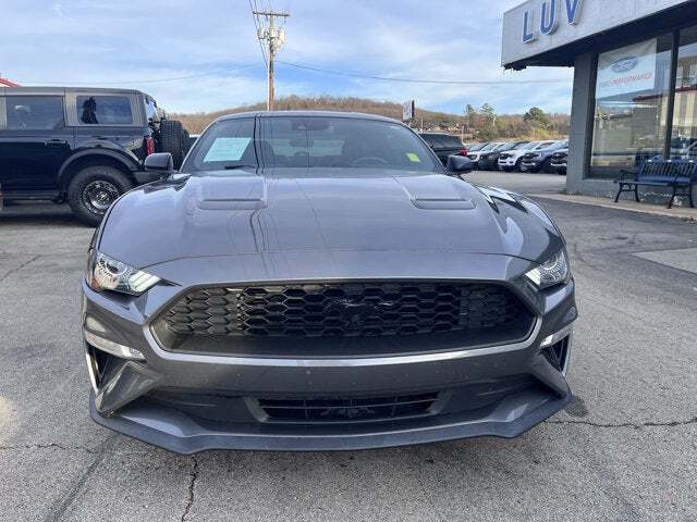 2021 Ford Mustang EcoBoost
