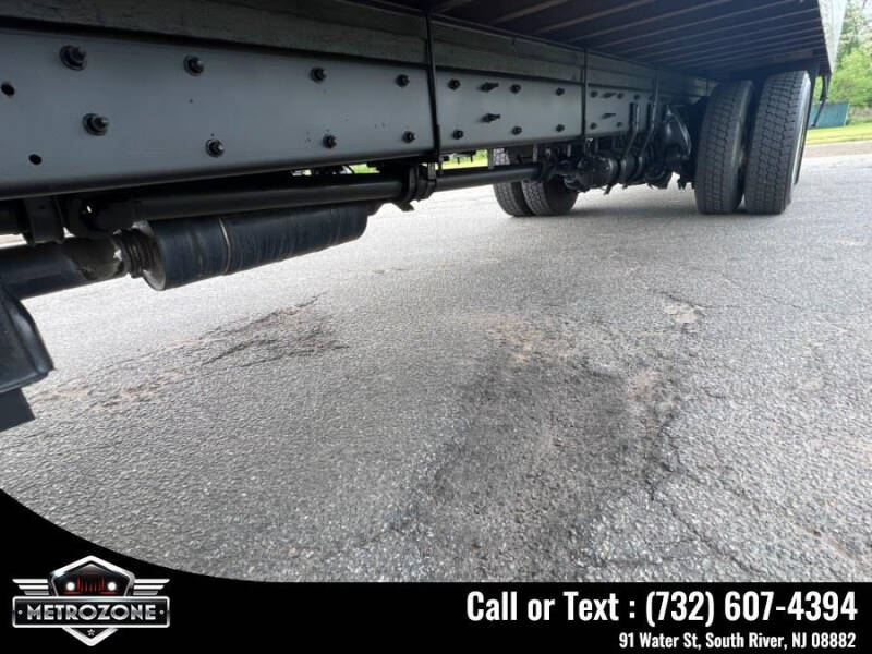 2016 Freightliner M2 106