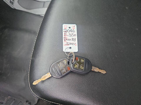 2016 Ford F-350 Super Duty Lariat