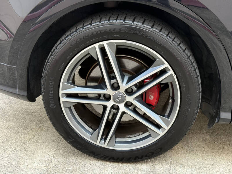 2018 Audi SQ5 3.0T quattro Premium Plus