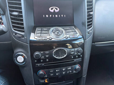 2011 Infiniti FX35