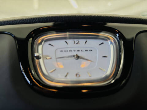 2023 Chrysler 300 C