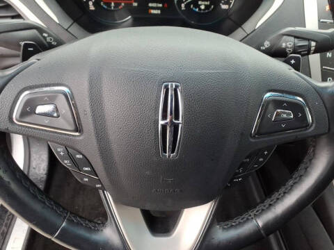 2016 Lincoln MKZ
