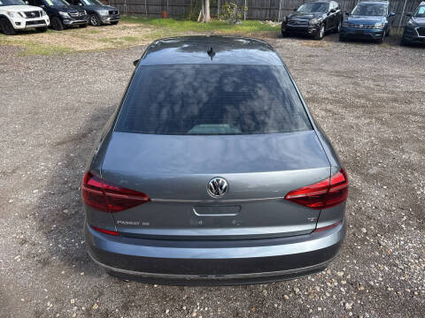 2017 Volkswagen Passat 1.8T SE