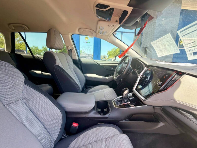 2023 Subaru Outback Premium