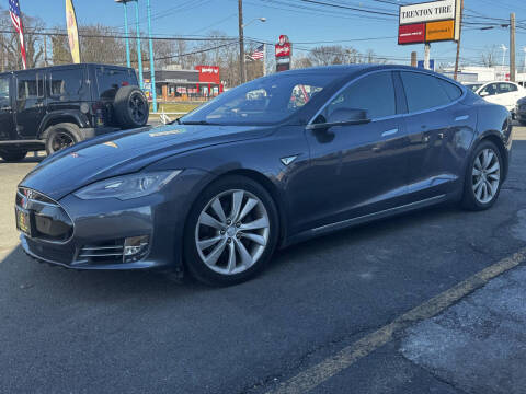 2015 Tesla Model S 70D