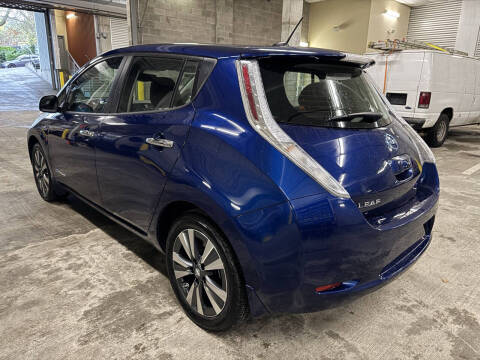2016 Nissan LEAF SV
