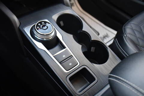 2023 Ford Escape Platinum