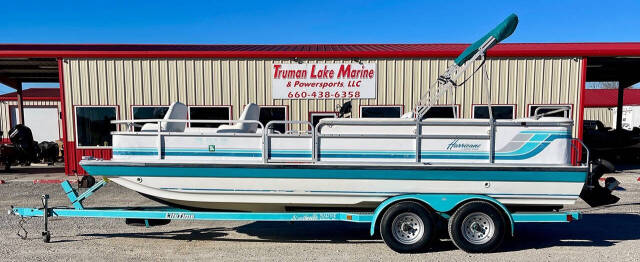 1994 Hurricane Fun Deck 206 for sale at Truman Lake Marine in Warsaw, MO