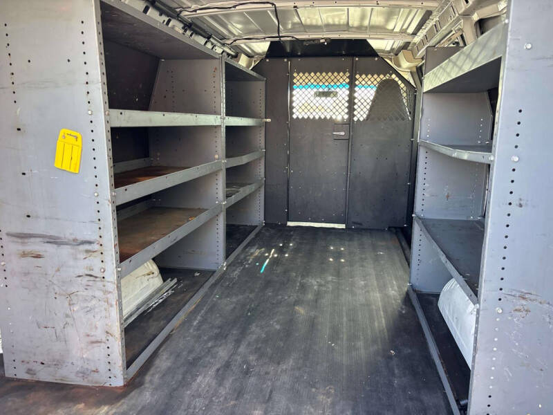 2021 Chevrolet Express 2500