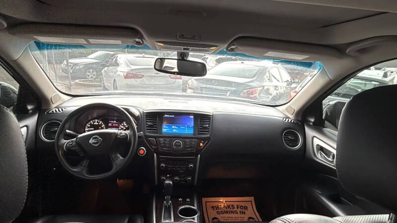 2016 Nissan Pathfinder Platinum