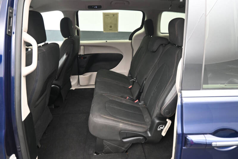 2018 Chrysler Pacifica Touring Plus