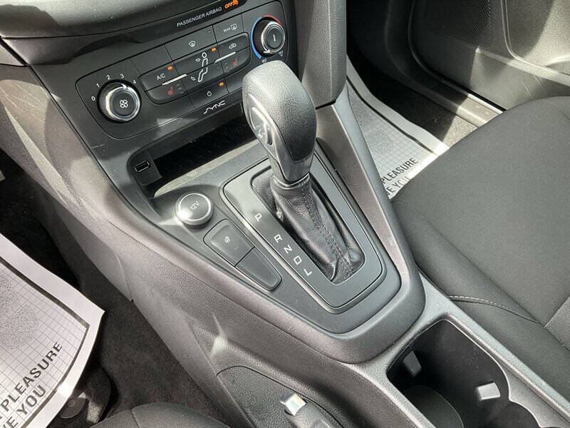 2017 Ford Focus SE