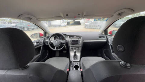 2016 Volkswagen Golf