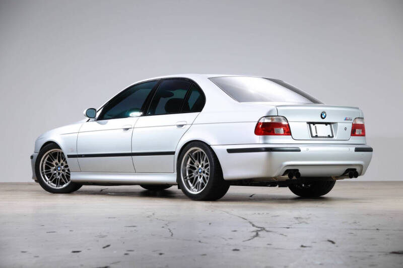 2003 BMW M5