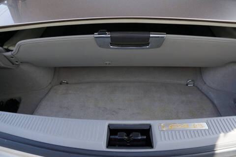 2004 Lexus SC 430