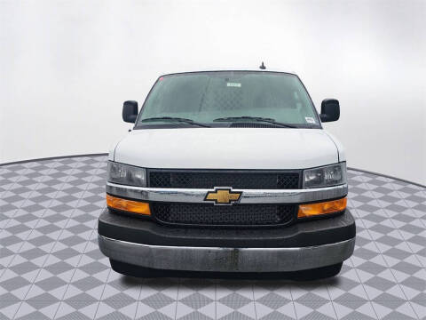 2025 Chevrolet Express 2500