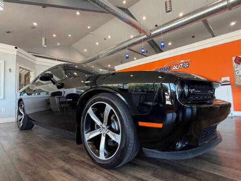 2016 Dodge Challenger R/T Plus Shaker