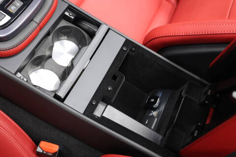 2023 Jaguar F-TYPE R