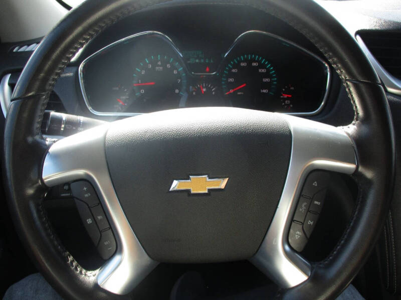 2017 Chevrolet Traverse LT