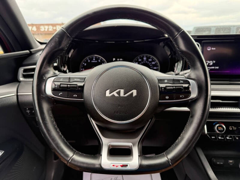 2022 Kia K5