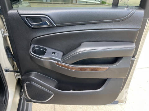 2017 Chevrolet Suburban LT