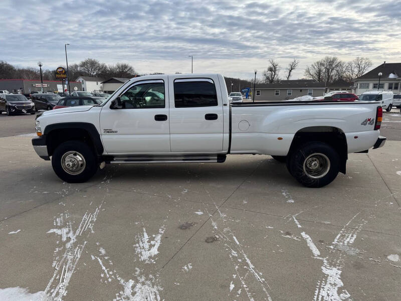2002 Chevrolet Silverado 3500 LS