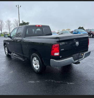 2017 RAM 1500 SLT