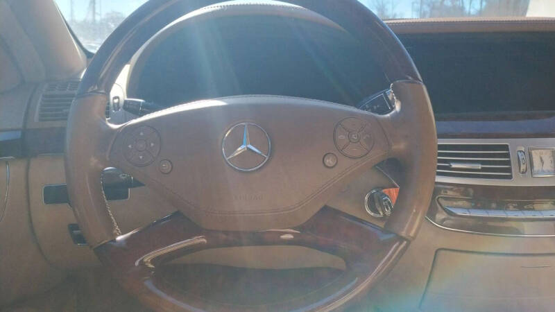 2011 Mercedes-Benz S-Class S 550