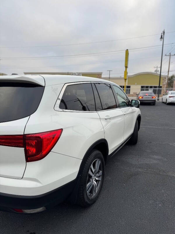 2017 Honda Pilot EX