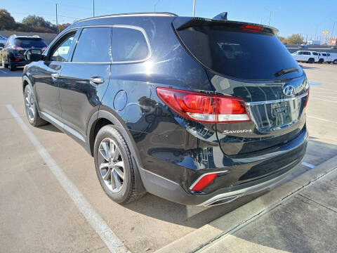 2018 Hyundai Santa Fe SE